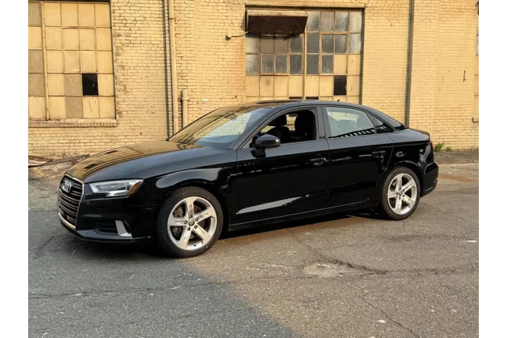 2017 A3 2.0T quattro Premium image 4