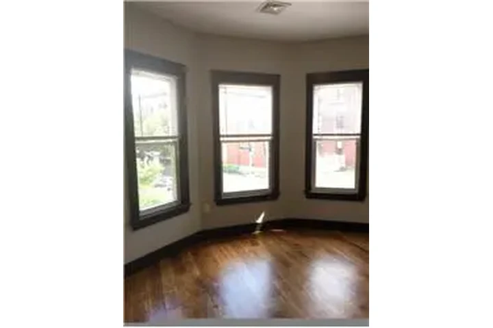 $5750 : Rental property with 5 bedro image 8