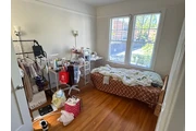 $1200 : Room for rent thumbnail