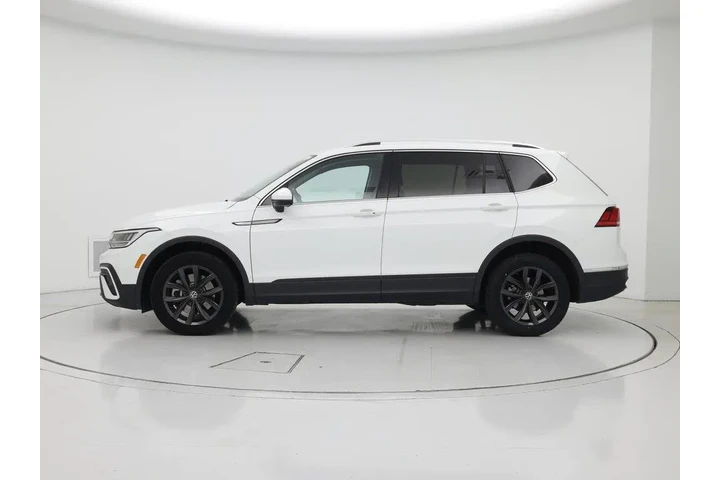 $21998 : Volkswagen Tiguan 2024 SE 4d image 3
