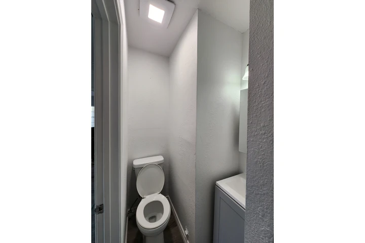 $3300 : Casa de Renta image 7