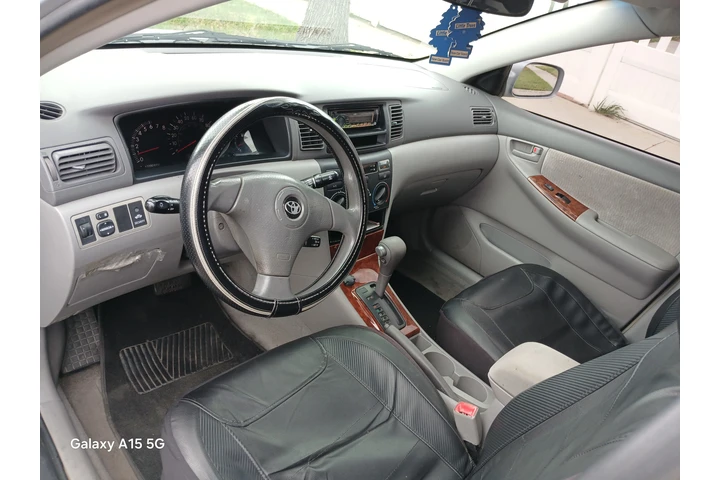 $3850 : !! BEAUTIFUL TOYOTA COROLLA !! image 6