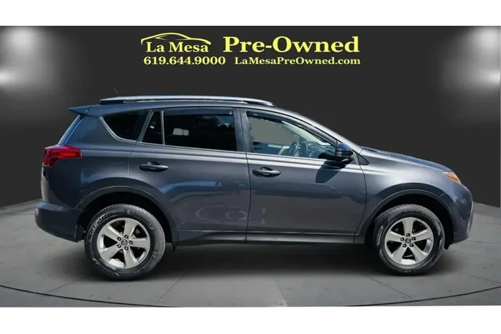 $13995 : 2015 RAV4 LE image 5