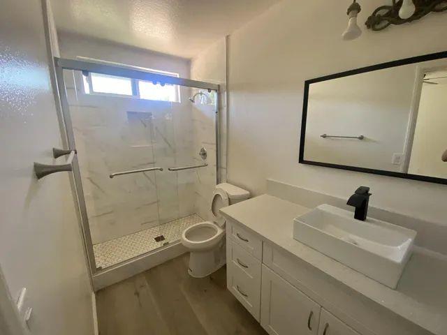 $1500 : Fontana CA - 3 bed and 2 bath image 10