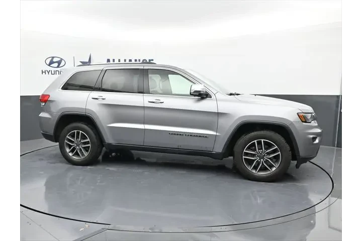$15278 : Jeep Grand Cherokee 2019 4x4 image 9