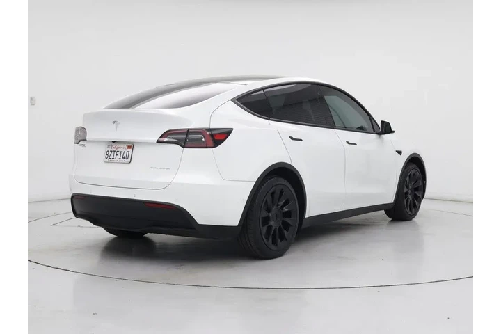 $29998 : Tesla Model Y 2022 AWD Long image 8