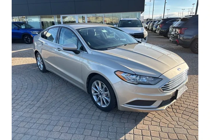 $10950 : 2017 Fusion SE image 3