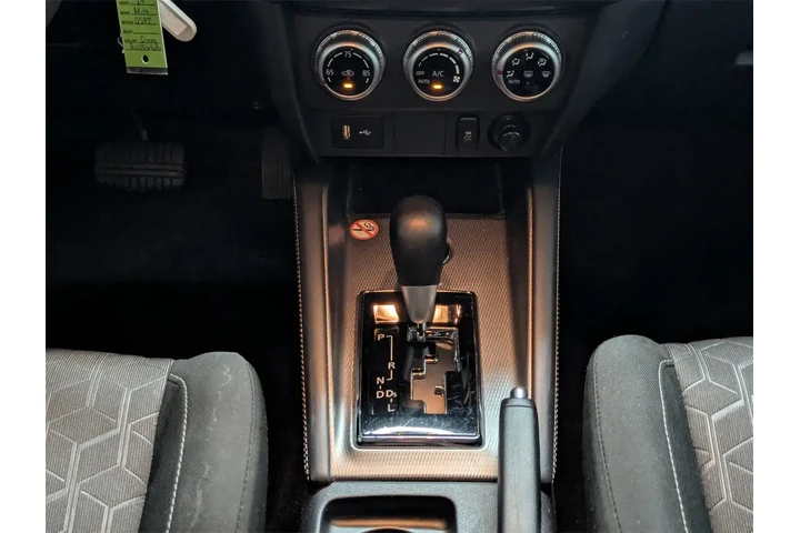 $22997 : Mitsubishi Outlander Sport 2 image 10