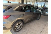 $22995 : Ford Escape Hybrid 2021 SEL thumbnail