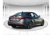 $25689 : Alfa Romeo Giulia 2022 Ti 4d thumbnail