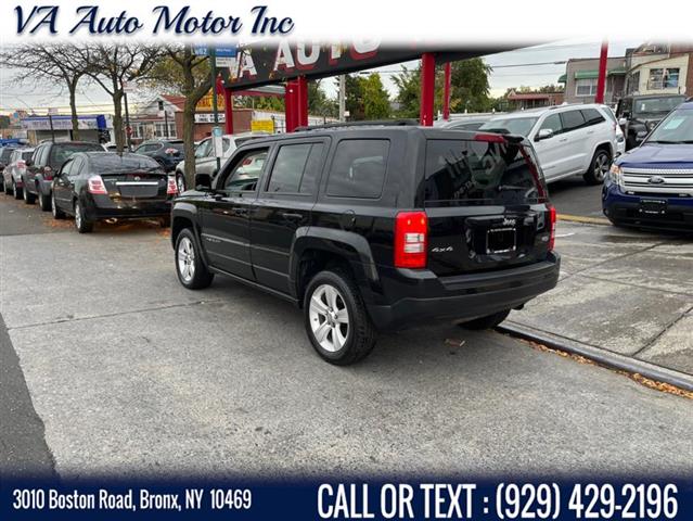 $9995 : Used 2012 Patriot 4WD 4dr Lat image 8