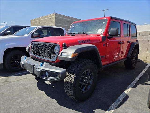 $45791 : Pre-Owned 2024 Wrangler 4xe W image 2