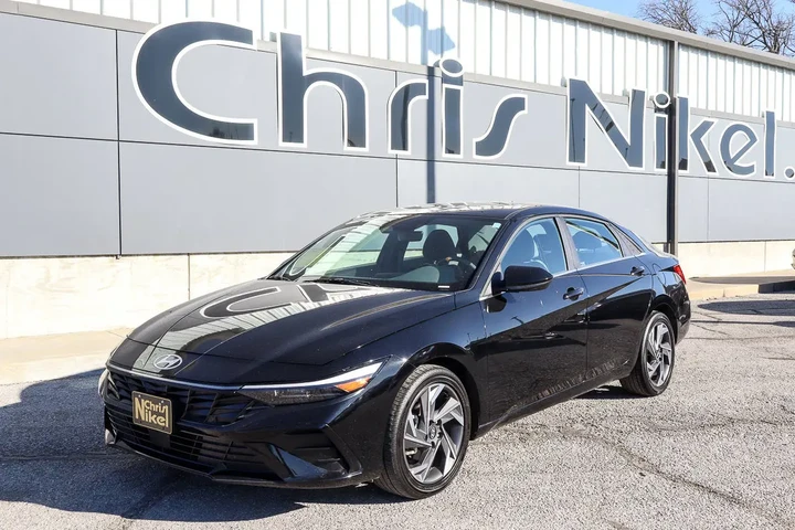 $20288 : 2025 Elantra SEL Convenience image 1