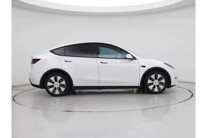 $26998 : Tesla Model Y 2022 AWD Long image 7