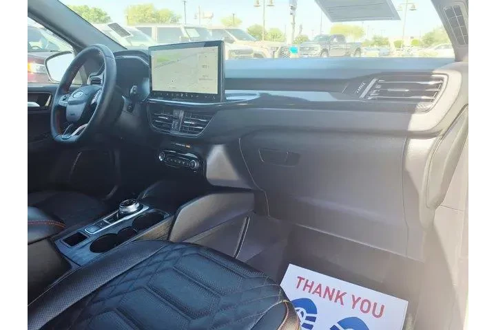 $29112 : Ford Escape 2024 AWD ST-Line image 10