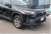 $21181 : Toyota RAV4 2023 XLE 4dr SUV thumbnail