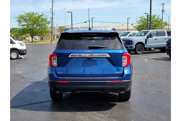 $27995 : Ford Explorer 2023 AWD XLT 4 image 5