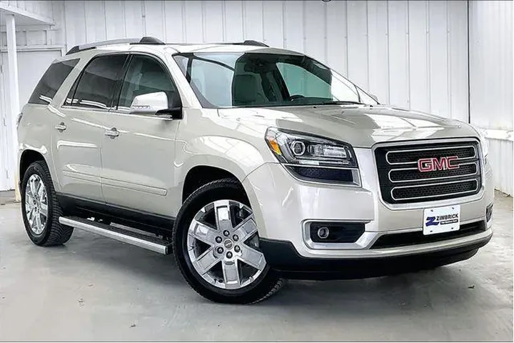 $17490 : GMC Acadia Limited 2017 Base image 1