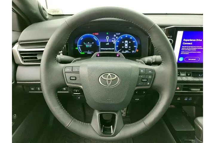 $33998 : Toyota Camry 2025 SE 4dr Sed image 10