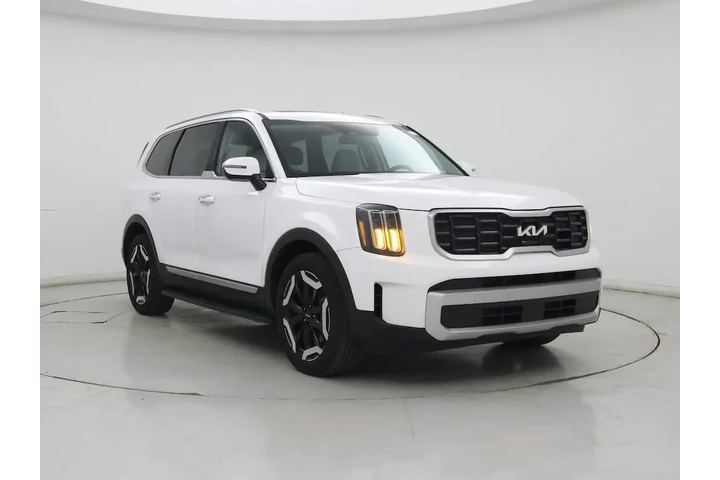 $35998 : Kia Telluride 2024 S 4dr SUV image 1