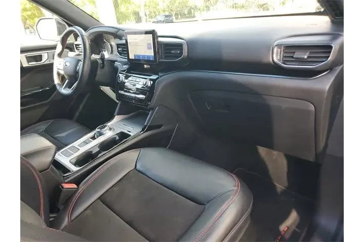 $29590 : Ford Explorer 2022 ST-Line 4 image 10