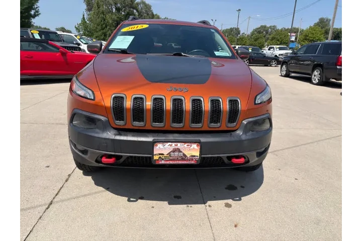 $8950 : 2015 Cherokee Trailhawk image 3