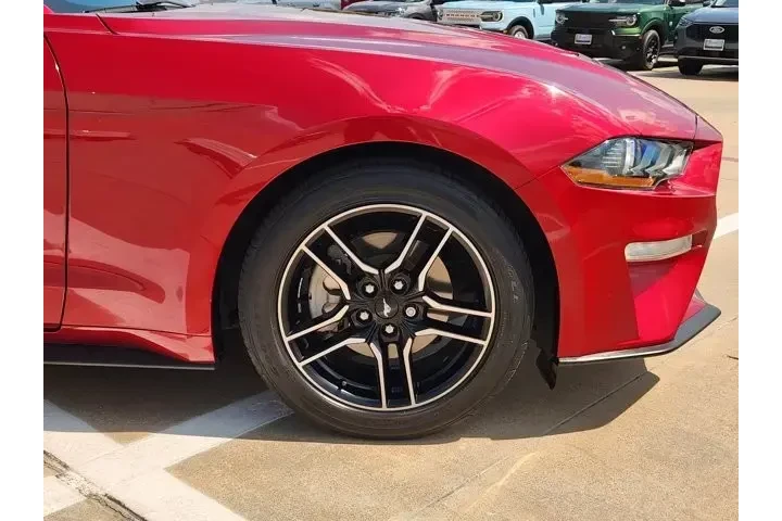 $21951 : Ford Mustang 2021 EcoBoost 2 image 8