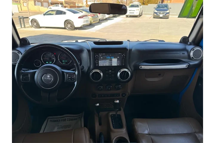 2011 Wrangler Unlimited Sahar image 9