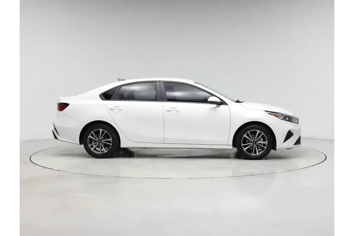 $19998 : Kia Forte 2024 LXS 4dr Sedan image 7