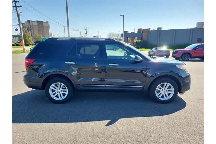 $4983 : Ford Explorer 2013 AWD XLT 4 image 6