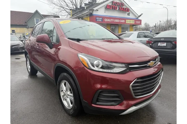 2022 Trax LT image 1