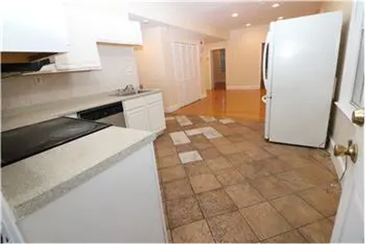 $3100 : Rental property with 2 bedro image 3