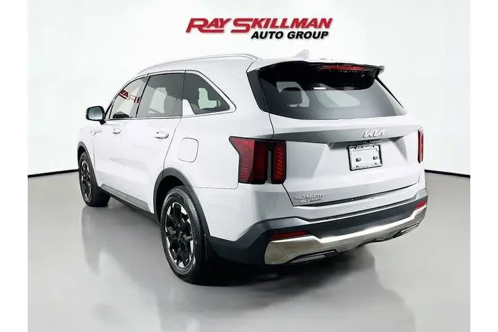 $28975 : Kia Sorento 2024 S 4dr SUV image 5