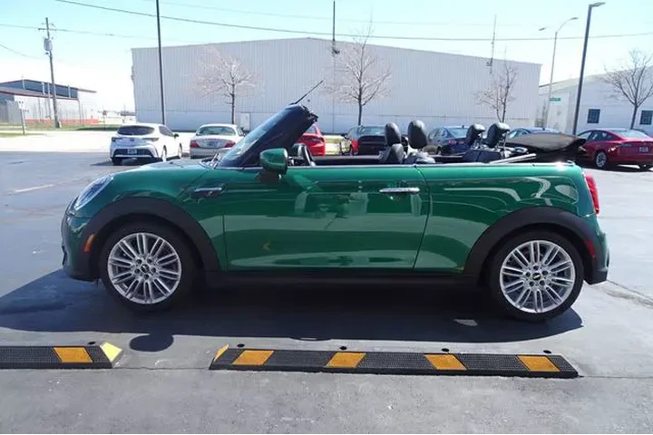 $18990 : 2024 MINI Cooper S Convertible image 5