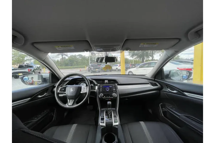 2016 Civic LX image 5