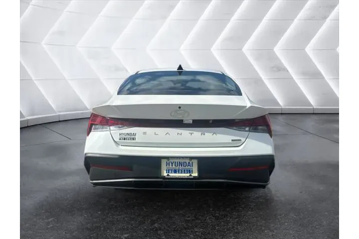 $21995 : Hyundai ELANTRA Hybrid 2024 image 3