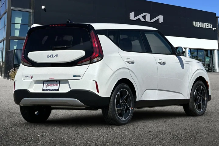 $26705 : New 2025 Soul EX image 3