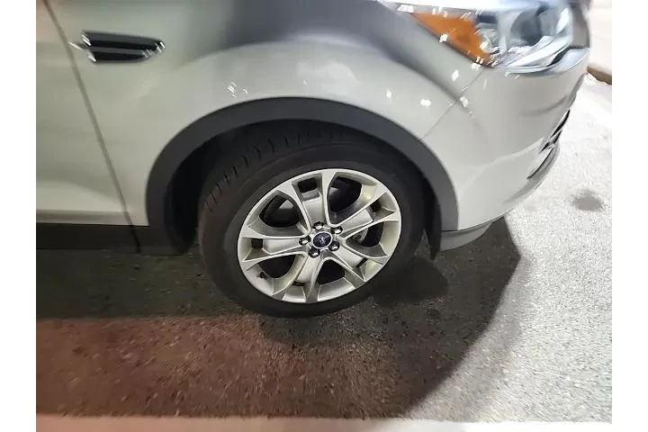 $10990 : Ford Escape 2014 Titanium 4d image 3