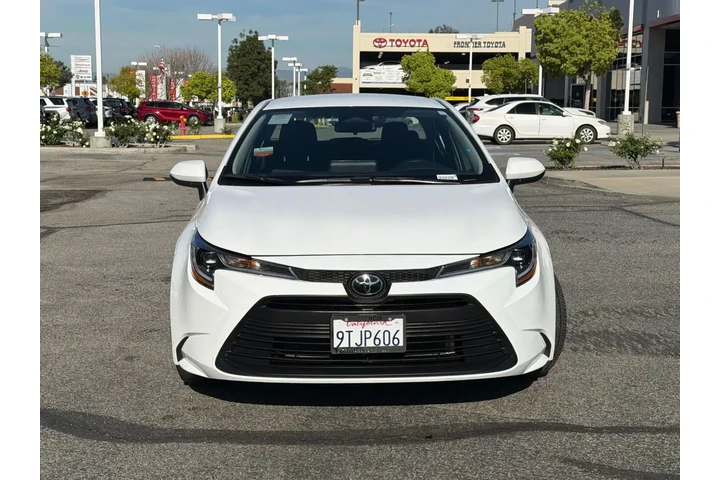 $23987 : Toyota Corolla 2025 LE 4dr S image 2