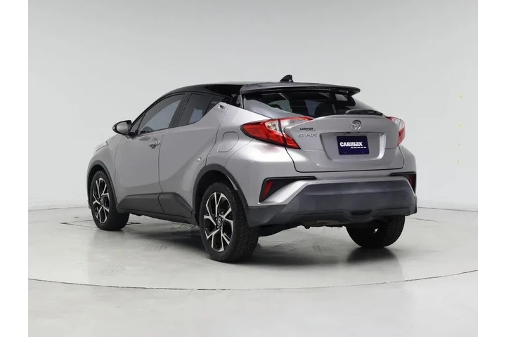 $18998 : Toyota C-HR 2019 XLE 4dr Cro image 2