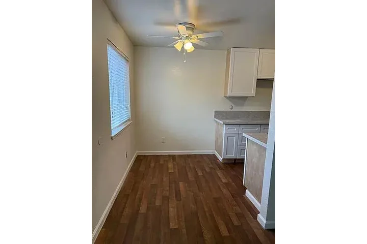 $850 : de 2 dormitorios actualizado image 6