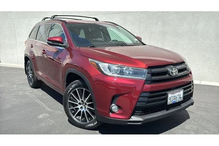 $24855 : Toyota Highlander 2017 AWD S image 1