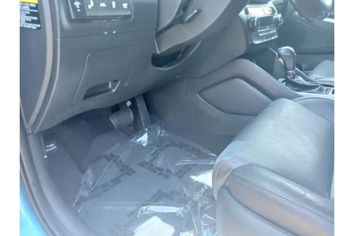 $13000 : 2018 Tucson Limited image 4