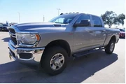 $33488 : Ram 2500 2022 4x4 Tradesman thumbnail