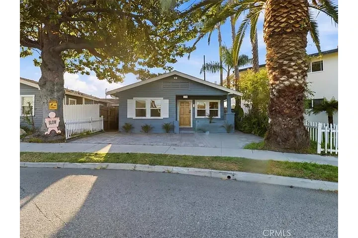 $1300 : 929 Arlington Ave, Torrance, C image 2