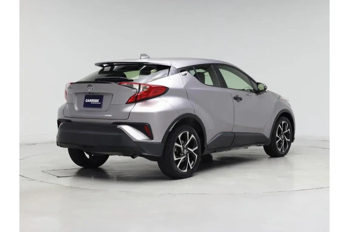 $15998 : Toyota C-HR 2020 XLE 4dr Cro image 8