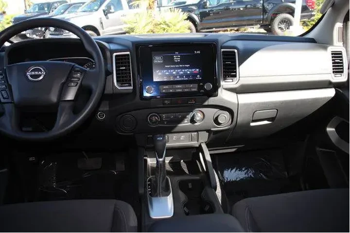 $27477 : Nissan Frontier 2024 4x2 S 4 image 7