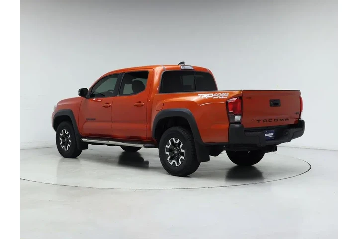 $28998 : Toyota Tacoma 2018 4x4 TRD P image 2