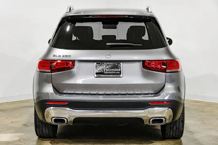 $22990 : 2021 GLB 250 SUV image 10