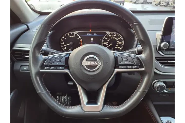 $21750 : Nissan Altima 2023 2.5 SR 4d image 10